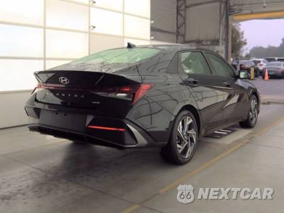 2025 Hyundai Elantra Hybrid SEL Sport - zdjęcie 4 z 18 - miniatura
