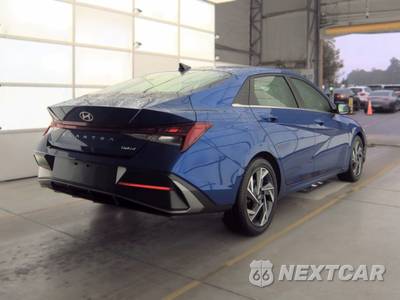 2025 Hyundai Elantra Limited - zdjęcie 4 z 18 - miniatura