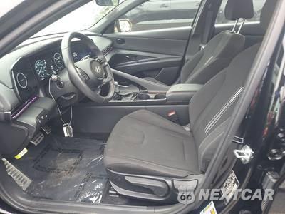 2025 Hyundai Elantra Hybrid SEL Sport - zdjęcie 7 z 18 - miniatura
