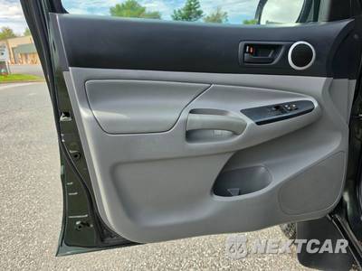 2013 Toyota Tacoma Extended Cab Medium Bed w/Rear Doors - zdjęcie 33 z 75 - miniatura