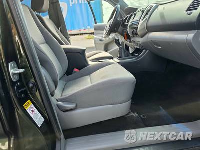 2013 Toyota Tacoma Extended Cab Medium Bed w/Rear Doors - zdjęcie 52 z 75 - miniatura