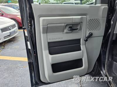 2019 Ford Super Duty E-350 Cutaway DRW - zdjęcie 10 z 17 - miniatura