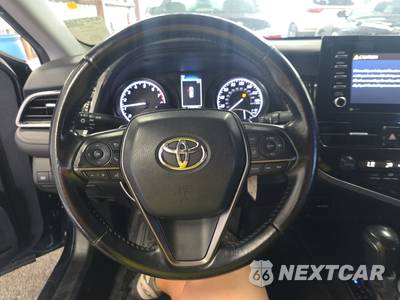 2021 Toyota Camry SE - zdjęcie 10 z 18 - miniatura
