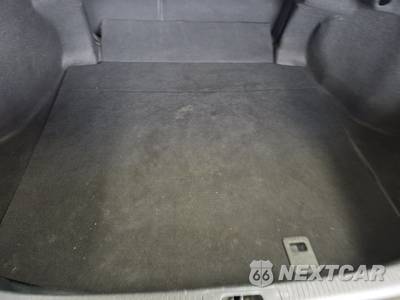 2021 Toyota Camry SE - zdjęcie 16 z 18 - miniatura