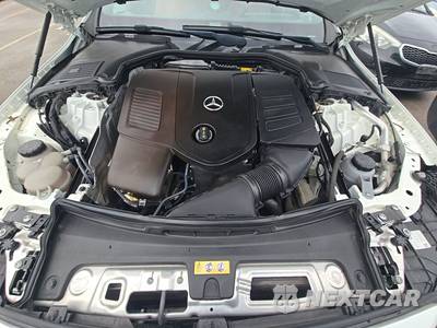 2022 Mercedes-Benz C 300 Sedan - zdjęcie 22 z 29 - miniatura