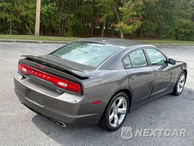 2014 Dodge Charger R/T - zdjęcie 12 z 14 - miniatura