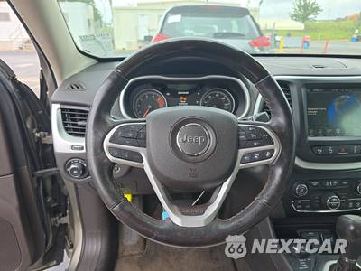 2017 Jeep Cherokee Overland - zdjęcie 10 z 28 - miniatura