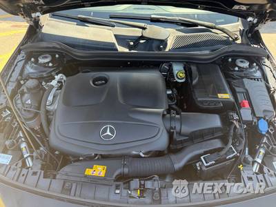 2015 Mercedes-Benz GLA 250 - zdjęcie 9 z 18 - miniatura