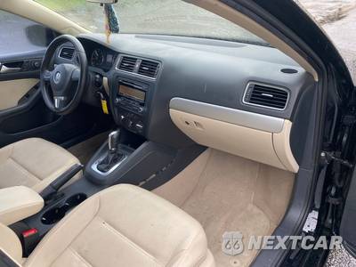 2014 Volkswagen Jetta SE Sedan w/Connectivity - zdjęcie 27 z 40 - miniatura