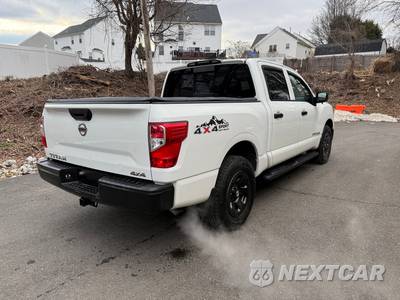 2017 Nissan TITAN S Crew Cab Short Bed - zdjęcie 15 z 86 - miniatura