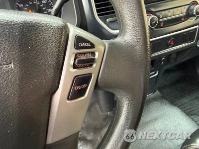 2017 Nissan TITAN S Crew Cab Short Bed - zdjęcie 79 z 86 - miniatura