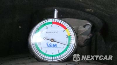 2025 Toyota Camry XSE - zdjęcie 23 z 24 - miniatura