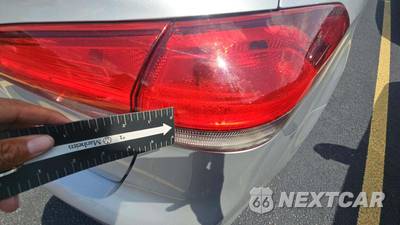 2017 Kia Forte LX Sedan - zdjęcie 32 z 34 - miniatura