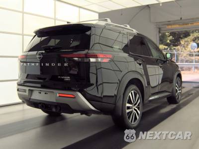 2024 Nissan Pathfinder Platinum - zdjęcie 4 z 25 - miniatura