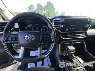 2022 Toyota Tundra SR5 Crew Cab Short Bed - zdjęcie 11 z 31 - miniatura