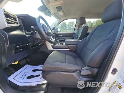 2022 Toyota Tundra SR5 Crew Cab Short Bed - zdjęcie 7 z 31 - miniatura