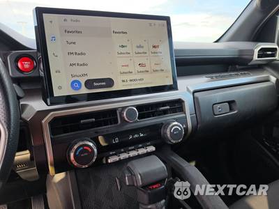 2025 Toyota Tacoma TRD Off-Road Crew Cab Medium Bed - zdjęcie 11 z 26 - miniatura