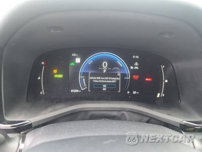 2025 Toyota Camry LE - zdjęcie 12 z 34 - miniatura