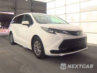 2025 Toyota Sienna LE 8-Passenger 120.5" WB - zdjęcie 3 z 35 - miniatura
