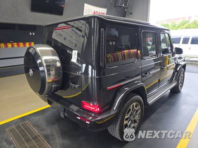2025 Mercedes-Benz G 550 4MATIC - zdjęcie 4 z 20 - miniatura
