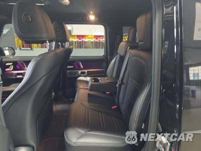 2025 Mercedes-Benz G 550 4MATIC - zdjęcie 13 z 20 - miniatura