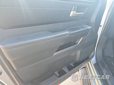 2024 Toyota Tundra SR5 Crew Cab Short Bed - zdjęcie 9 z 30 - miniatura