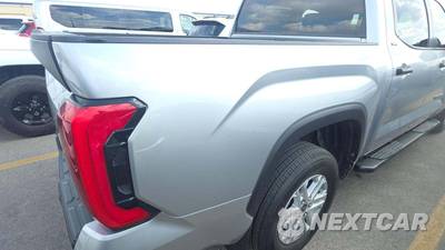 2024 Toyota Tundra SR5 Crew Cab Short Bed - zdjęcie 22 z 30 - miniatura