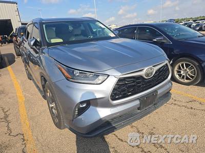 2021 Toyota Highlander XLE - zdjęcie 3 z 26 - miniatura