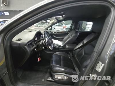2018 Porsche Macan - zdjęcie 7 z 26 - miniatura