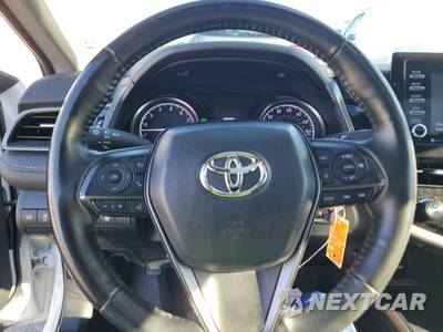 2024 Toyota Camry SE - zdjęcie 10 z 35 - miniatura