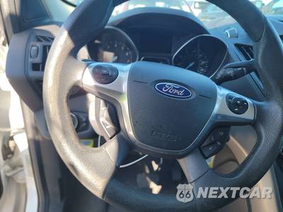 2014 Ford Escape SE - zdjęcie 10 z 36 - miniatura