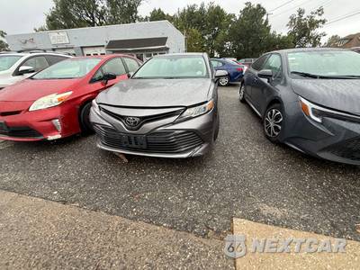 2018 Toyota Camry LE - zdjęcie 4 z 154 - miniatura