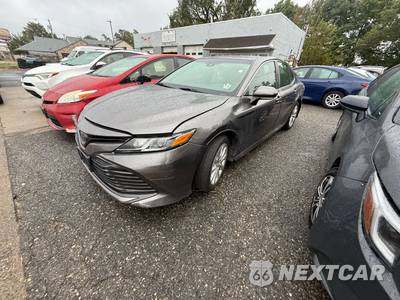 2018 Toyota Camry LE - zdjęcie 8 z 154 - miniatura