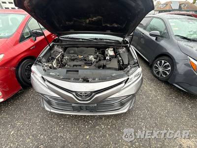 2018 Toyota Camry LE - zdjęcie 38 z 154 - miniatura