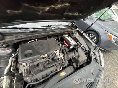 2018 Toyota Camry LE - zdjęcie 51 z 154 - miniatura