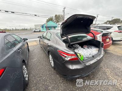 2018 Toyota Camry LE - zdjęcie 105 z 154 - miniatura