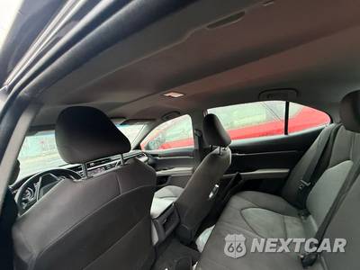 2018 Toyota Camry LE - zdjęcie 126 z 154 - miniatura
