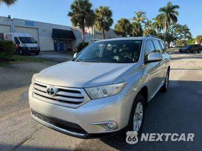 2012 Toyota Highlander SE - zdjęcie 2 z 23 - miniatura