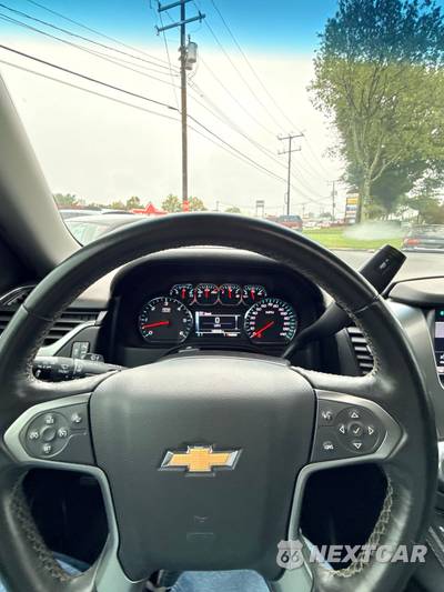 2015 Chevrolet Suburban LT 1LT - zdjęcie 21 z 25 - miniatura
