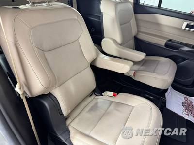 2020 Ford Explorer Limited - zdjęcie 38 z 50 - miniatura