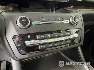 2020 Ford Explorer Limited - zdjęcie 21 z 50 - miniatura