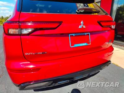 2025 Mitsubishi Outlander PHEV SEL Black Edition - zdjęcie 38 z 53 - miniatura