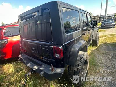 2015 Jeep Wrangler Unlimited Rubicon - zdjęcie 3 z 17 - miniatura