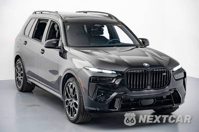 2025 BMW X7 M60i - zdjęcie 1 z 50 - miniatura