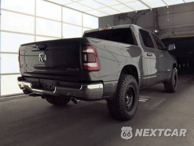 2023 Ram 1500 Laramie Crew Cab Short Bed - zdjęcie 4 z 34 - miniatura