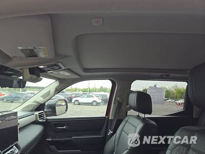 2024 Toyota Tundra Limited Crew Cab Short Bed - zdjęcie 19 z 33 - miniatura