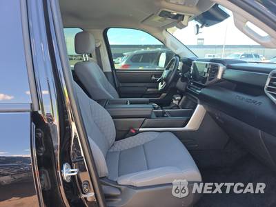 2024 Toyota Tundra SR5 Crew Cab Short Bed - zdjęcie 8 z 29 - miniatura