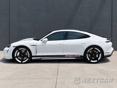 2021 Porsche Taycan Turbo - zdjęcie 6 z 17 - miniatura