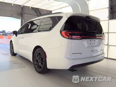 2025 Chrysler Pacifica Limited 121.6" WB - zdjęcie 8 z 32 - miniatura