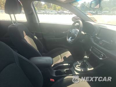 2018 Hyundai Elantra GT Hatchback - zdjęcie 8 z 20 - miniatura